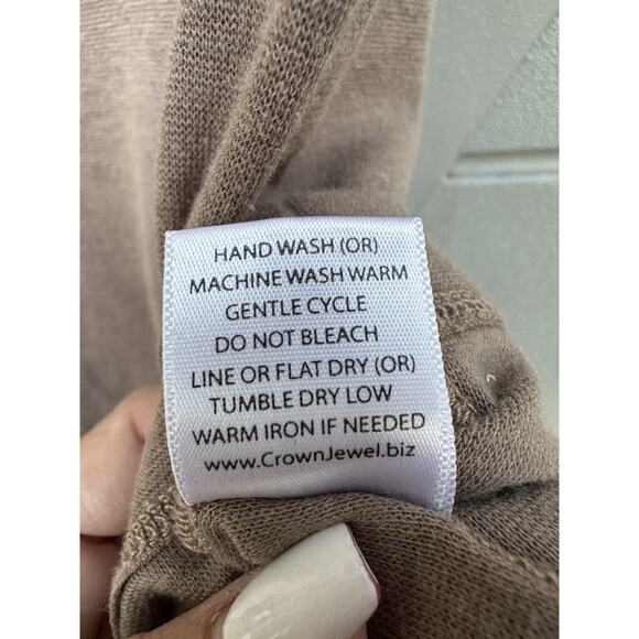 Vintage Y2K Crown Jewel Brown Henley short sleeve Tshirt Sz M Pima Cotton Modal - Picture 6 of 9